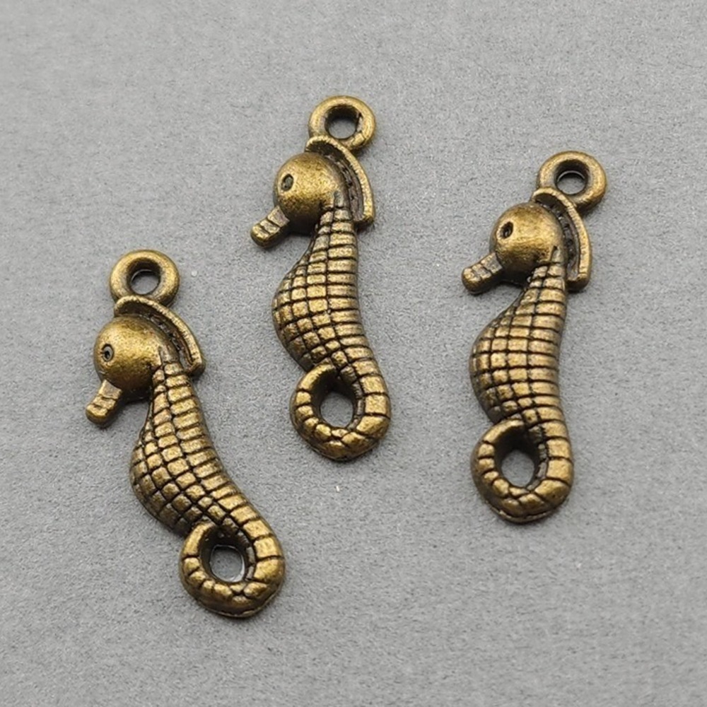10pcs‎ Seahorse Charms Bronze Tone Metal